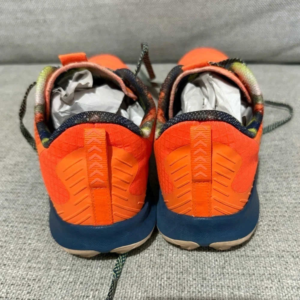 Saucony women Vibrant Orange and Blue Athletic Shoes